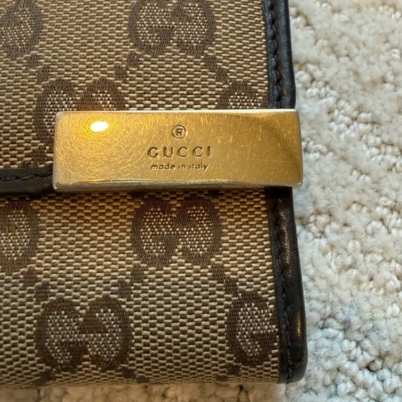 Gucci Wallet - Picture 2 of 15